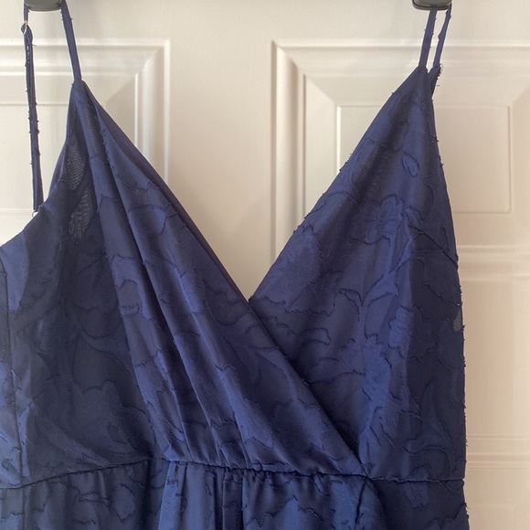 NWT lulus navy blue flower midi dress - Picture 5 of 8